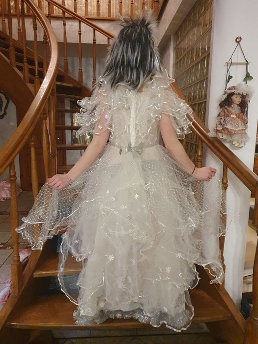 Przebranie kostium królowa śniegu, lodowa księżniczka ok. M