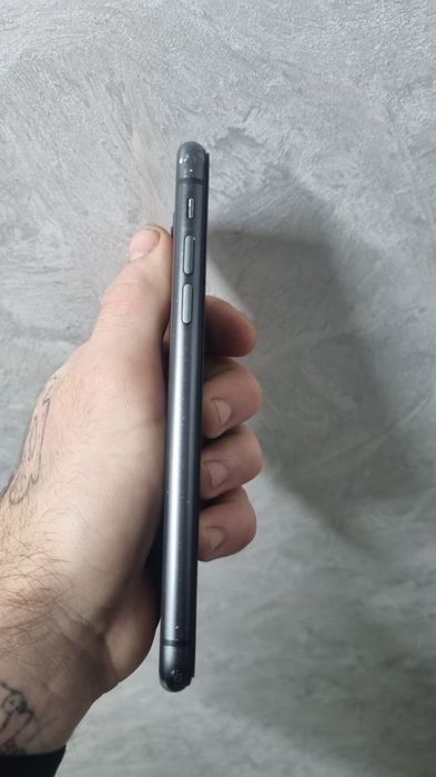 Продам айфон 11 64гб