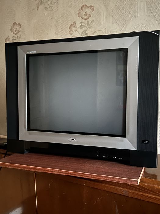 Телевізор LG , діагональ 55, плаский екран,