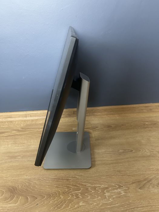 Monitor DELL  24’’ model U2415b regulowany stojak
