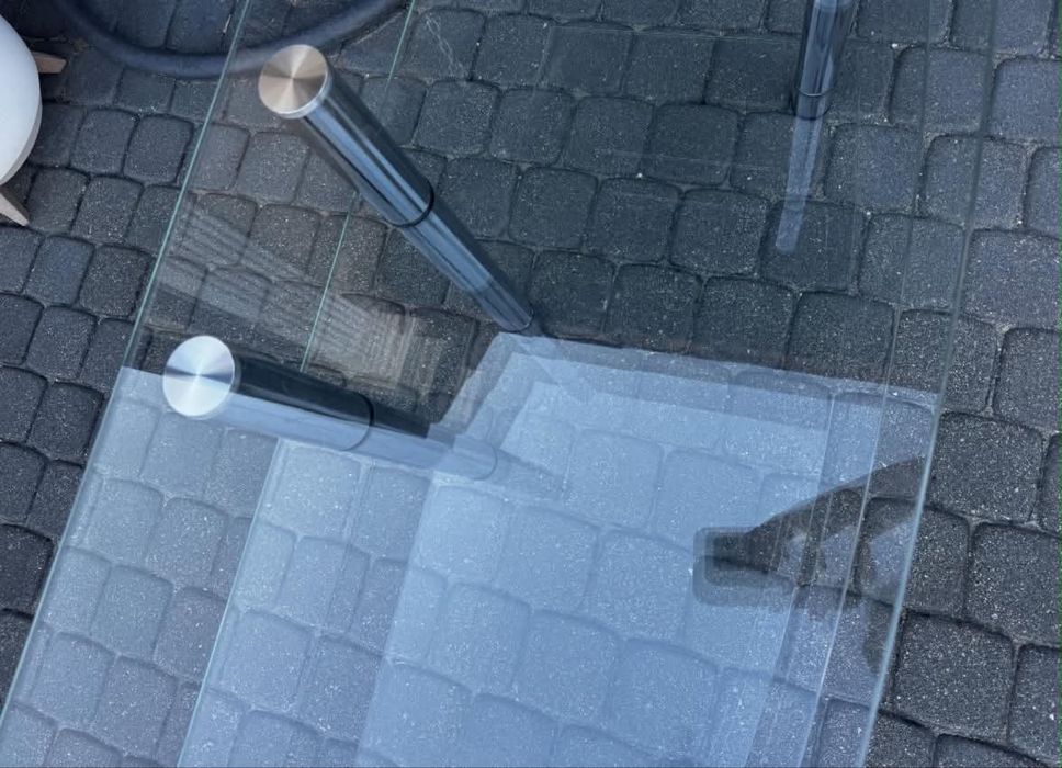 Szklany Stolik RTV