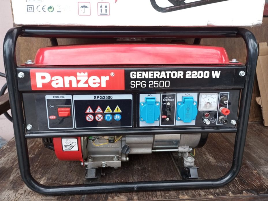 продам бензогенератор  Panzer spg 2500