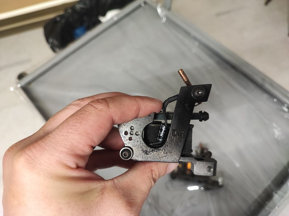 2 máquinas de tatuar Domingos Ramalho de Bobines