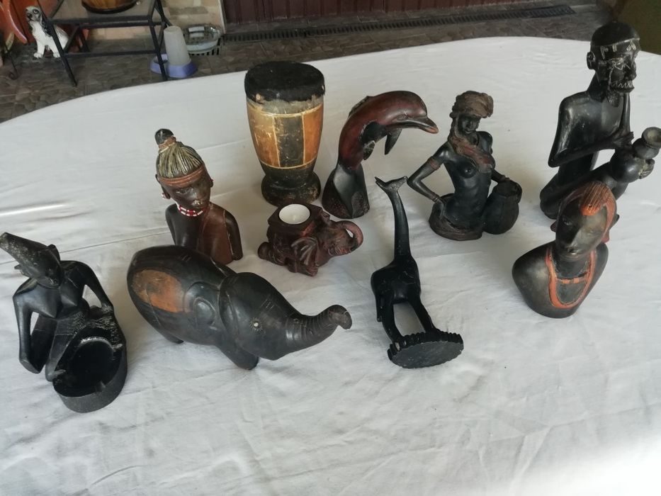 10 Figuras de Colecção Em Madeira Feito a Mão