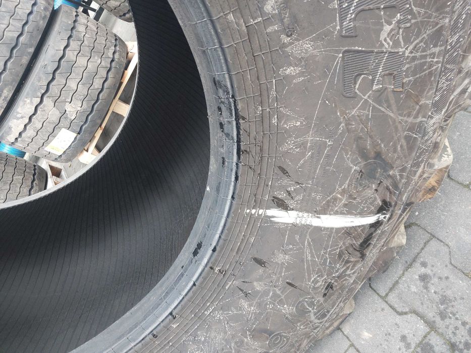 Opona 750/60R30.5 Alliance 885