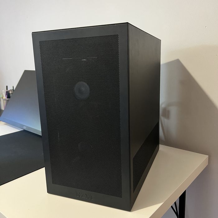 Pc Ryzen 5 5500x3d + 5060 gigabyte 8 gb