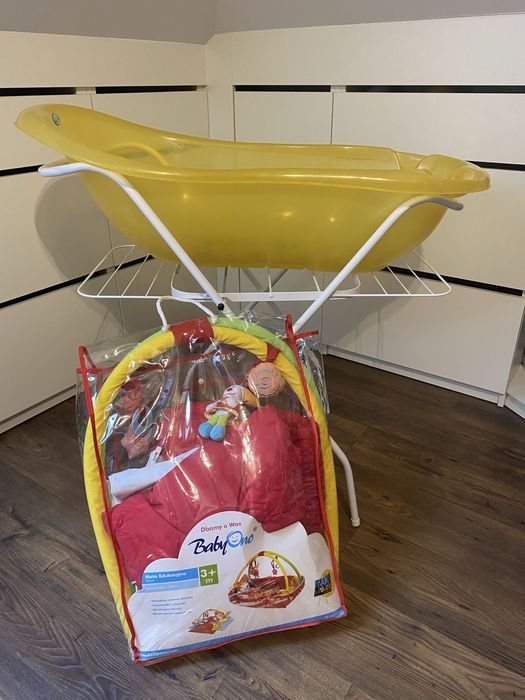 Wanienka ze stelażem plus mata zabawowa