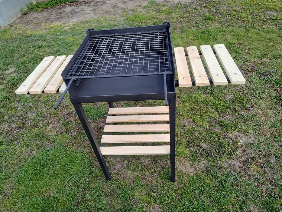 Duży solidny grill ostatnia sztuka
