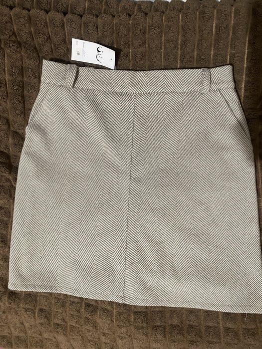 Тепла міні-спідниця, розмір М, нова