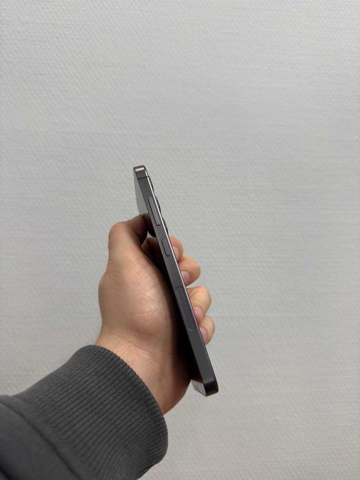 Продам Samsung Galaxy S24 8/128GB Black/Purple