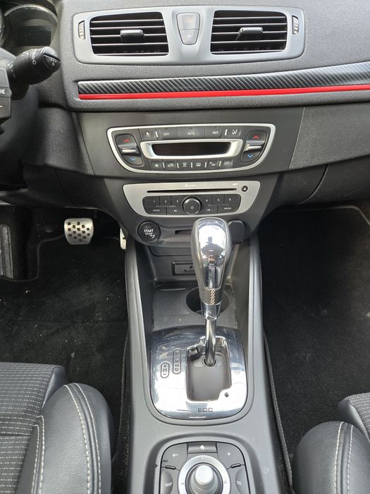 Automática , GTline, Diesel com   183mil km com distribuição trocada .