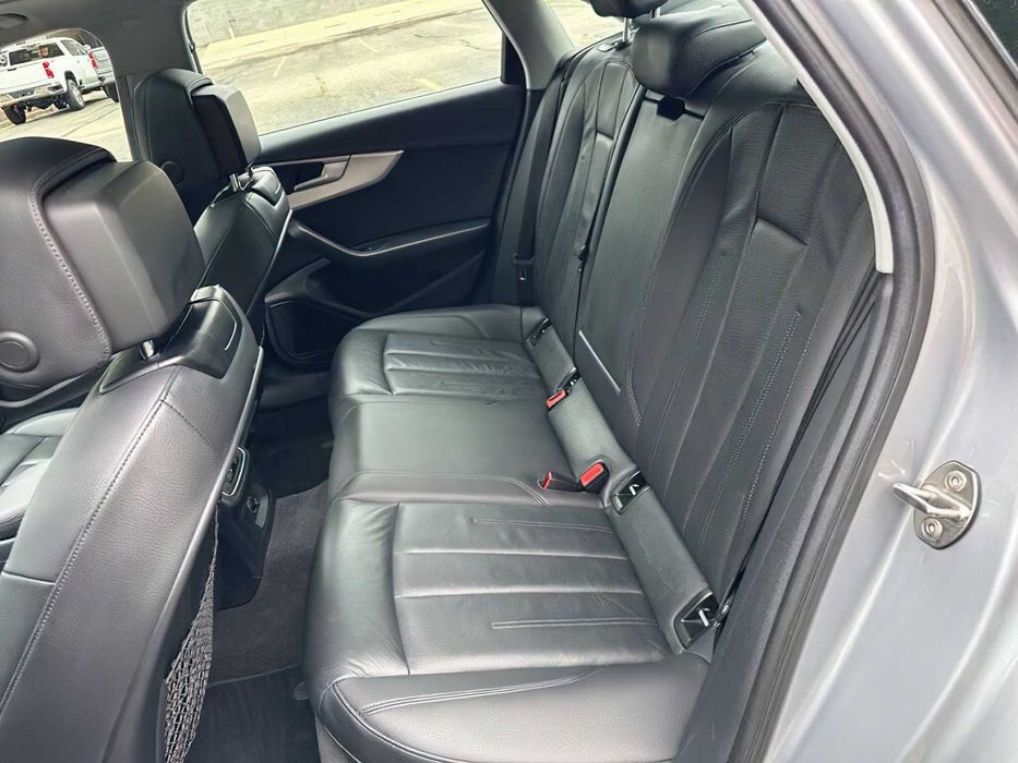 Audi A4      2018