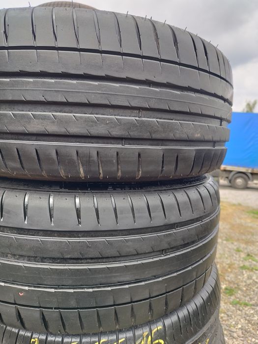 225/40/18 92Y Michelin pilot sport 4