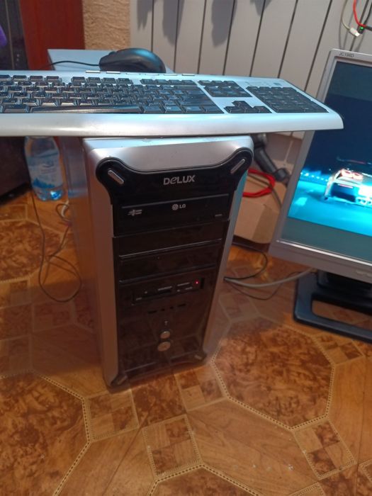 Повний комплект  ПК. 2 ядра,  2 Гб, 120 Гб, Radeon HD 6700