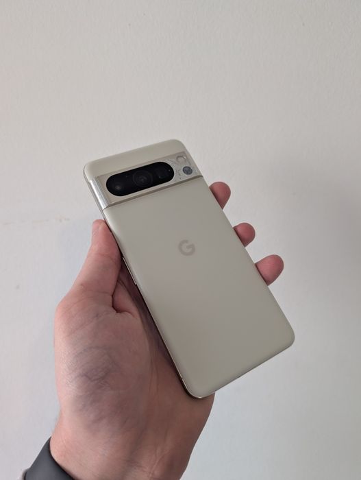 Gooogle Pixel 8 Pro Porcelain 12/256gb Neverlock