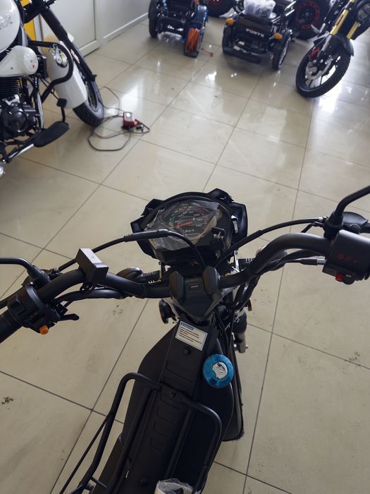 Мотоцикл SPARK SP125C-1CFN