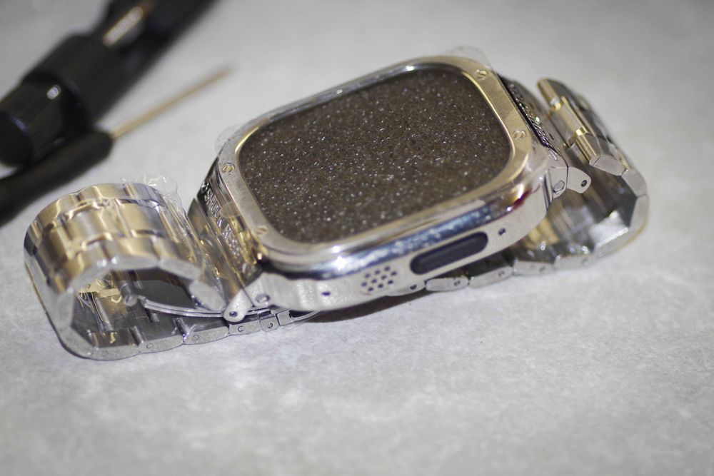 металевий корпус з ремінцем з нержавіючої сталі для iWatch