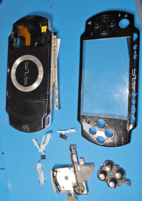 PlayStation portable 2004