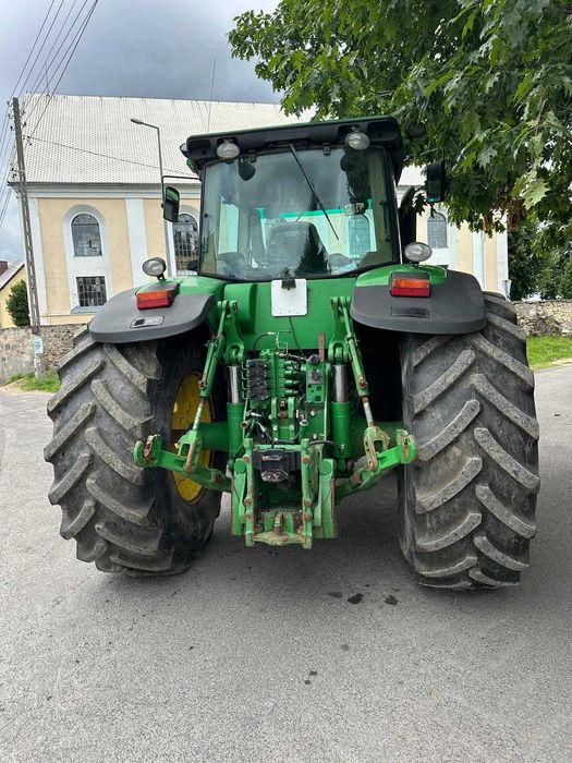John  Deere 8130