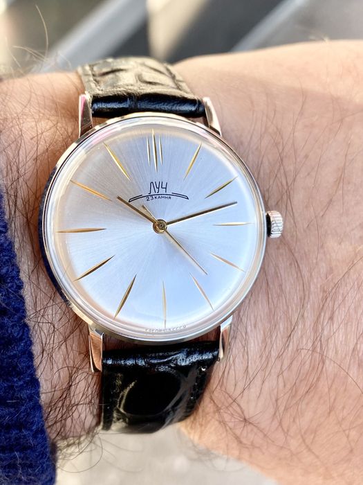 ГОДИННИК Часы ЛУЧ НОВЫЕ КАЧЕСТВО  ракета полет восток слава молния