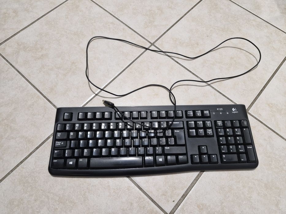 Klawiatura przewodowa Logitech K120