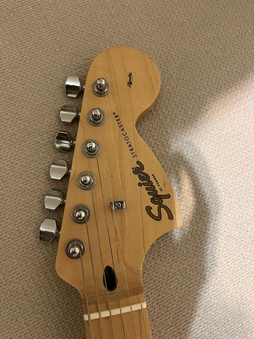 Fender Squier Affinity Strat Pouco Usada