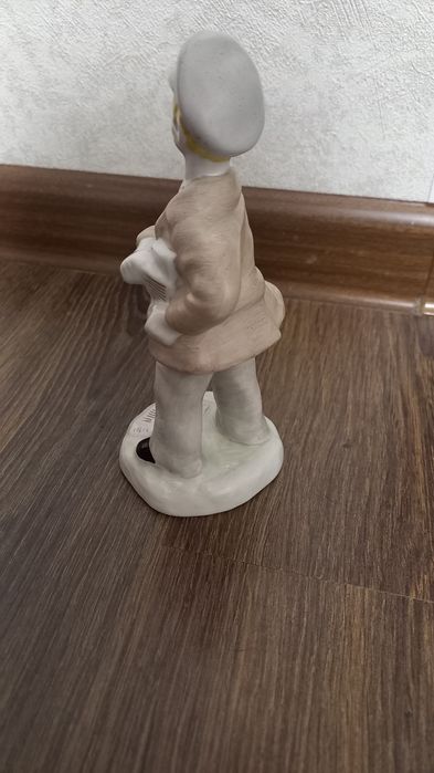 Фарфоровая статуетка ЛФЗ