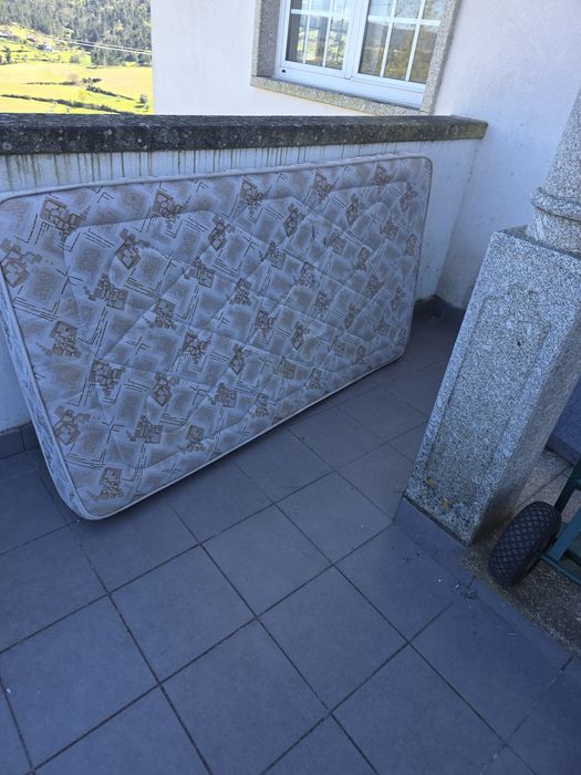 Vendo  colchão  de 90 por 190