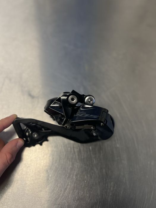 Grupa Shimano 105 Di2 2x12 R7100 z demontażu