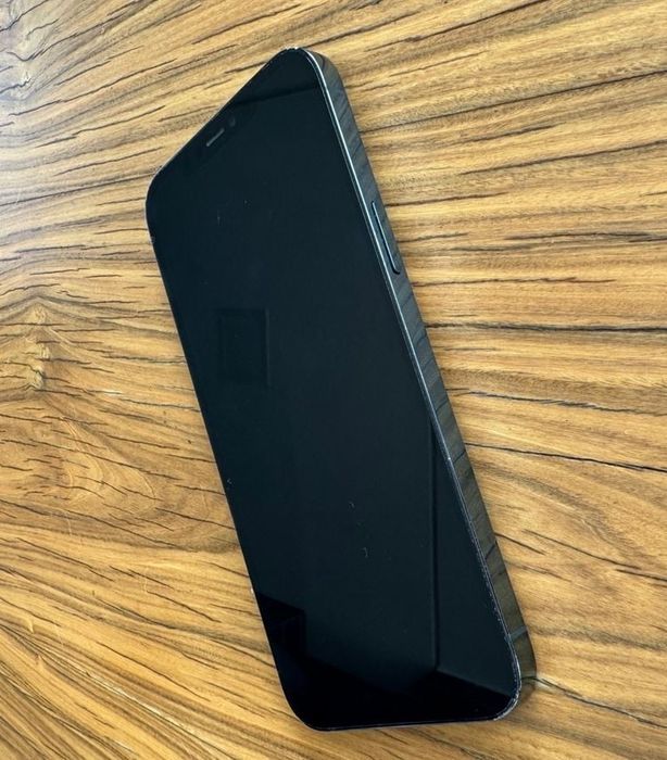 Iphone 12 pro max 256gb em otimo estado ler descriçao