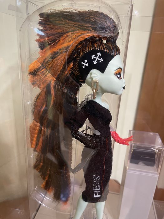 その他 off-white monsterhigh electra melodydoll off-white monsterhigh electra melodydoll - メルカリ
