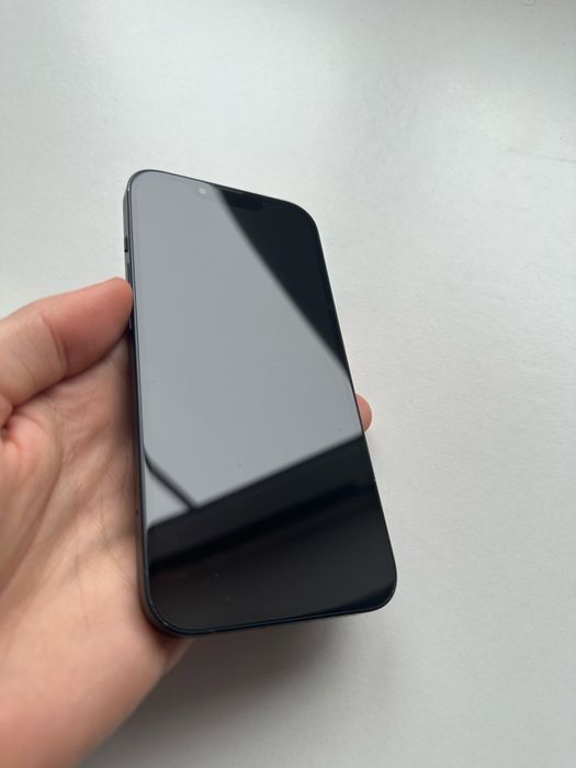 iPhone 13 – 256GB (Preto / Midnight)