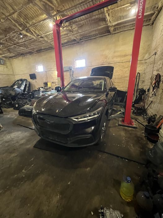 Mustang Mach-e Perfomance GT на запчастини розборка
