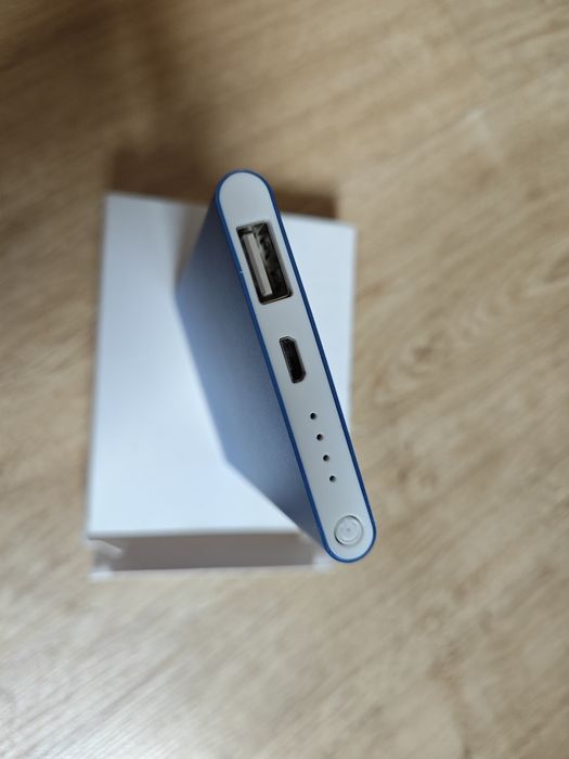 Power bank 4000mAh nowy