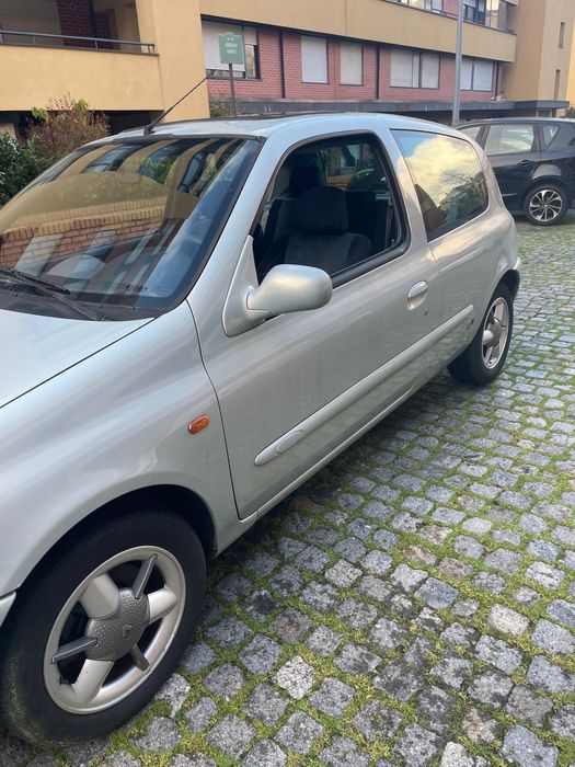 Renault Clio 1.6 - 140 000 km