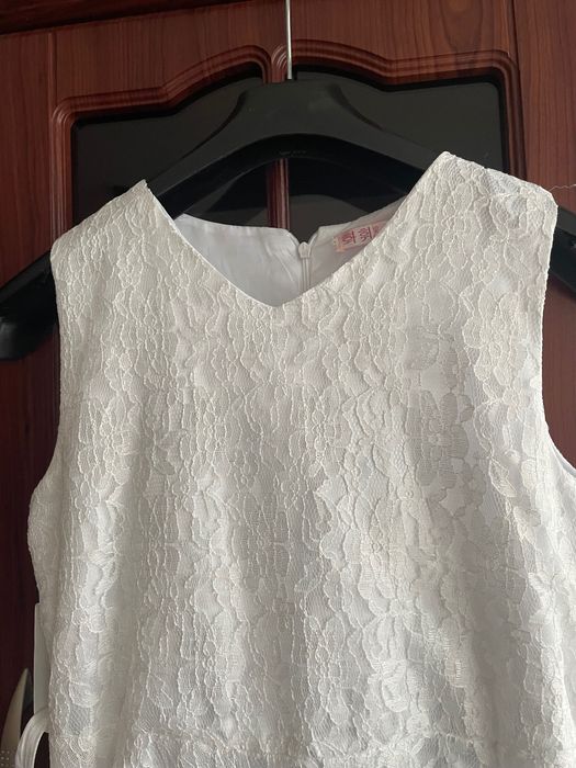 Sukienka biała 150 cm