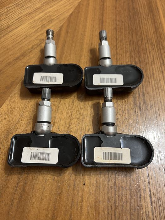 Датчики тиску в шинах Mercedes-Benz  А0009057200з