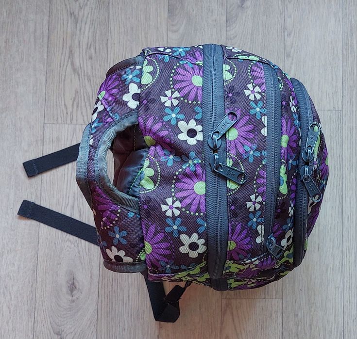 Рюкзак б/у женский Dakine Garden 20L