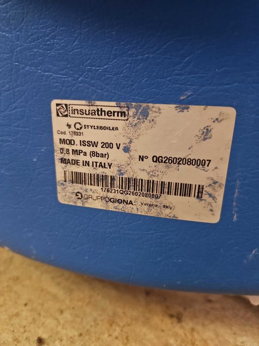 Sistema Completo de Aquecimento Central – Acumulador 200L + 5 Radiadores