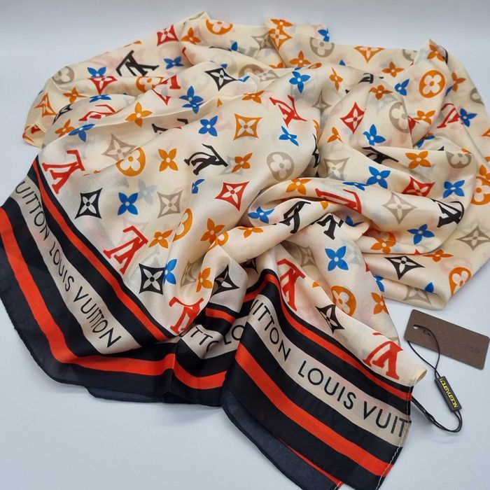 палантин парео  Louis Vuitton шаль шелковая парео LV louis Vuitton