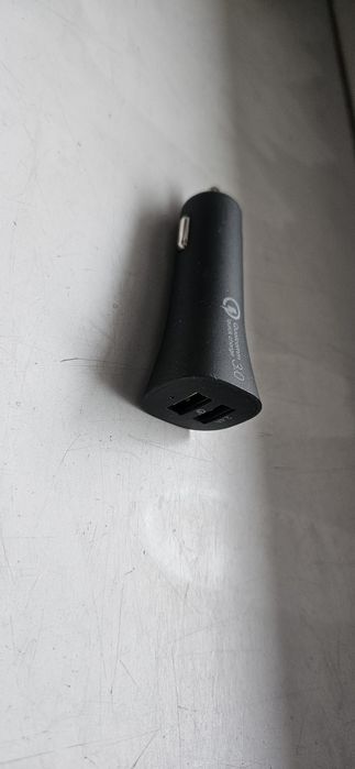 Ładowarka samochodowa USB C