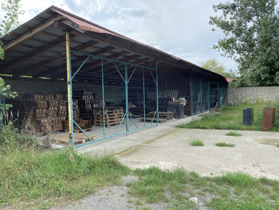 Продаж складської бази / виробничих приміщень / ангарів
