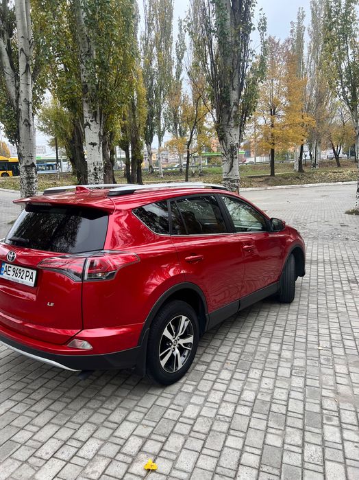 Продам Toyota Rav 4