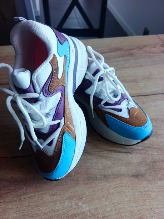 Buty sneakersy r. 36