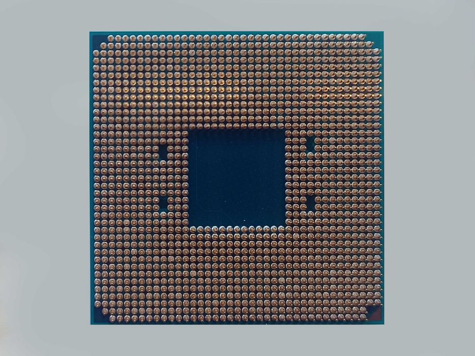 Процесор   Socket AM4   AMD Ryzen 7 1700X