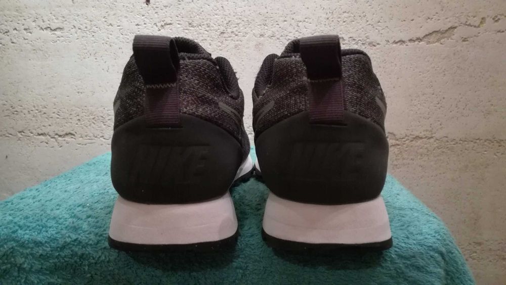 Sneakersy NIKE MD RUNNER 2 ENG MESH r.38 stan bardzo dobry