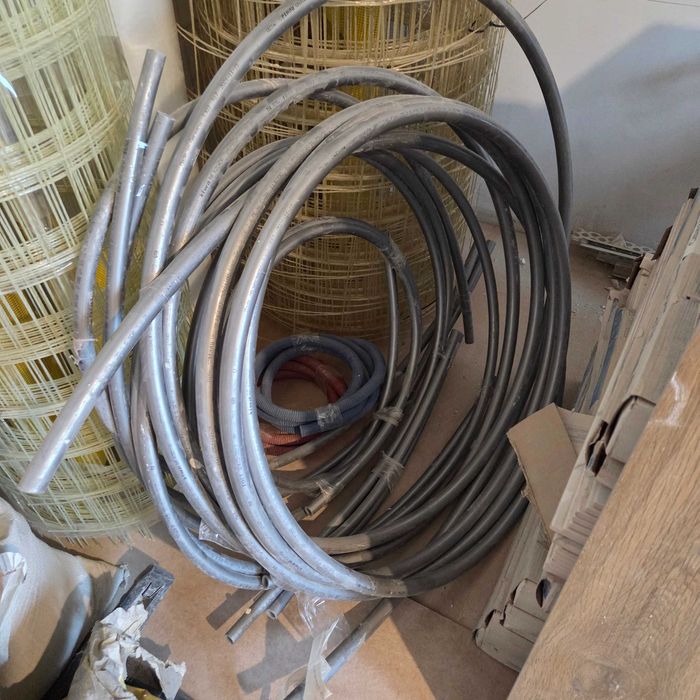 Труба Rehau 25х3.5; 20*2.8;  16,2x2,6 остатки, шланг для воды