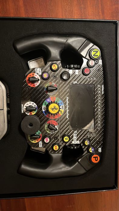 Volante  F1 Thrustmaster SF1000