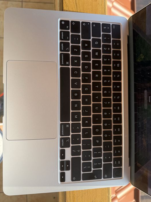 Apple MacBook Air M3 Stan Bardzo Dobry