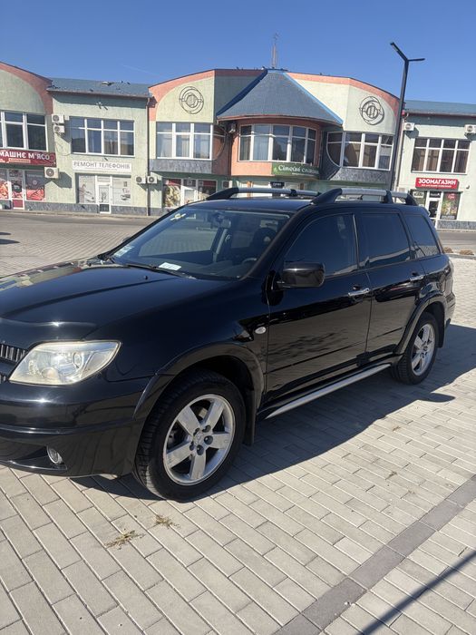 Продам мітсубісі аутлендер